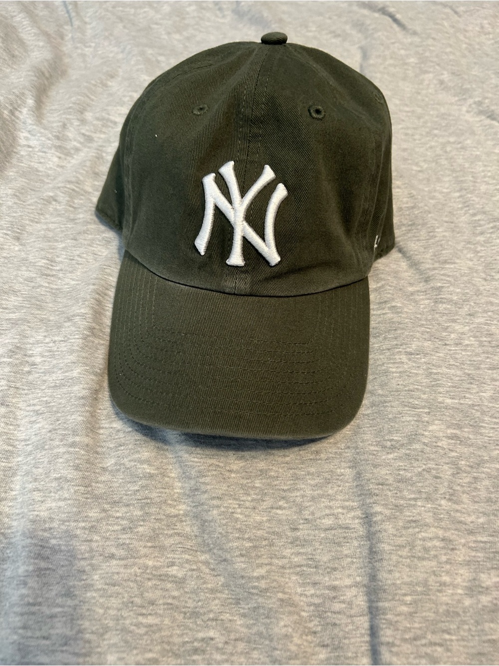 ‘47 New Era Olive Green New York Yankees Cap with White NY Logo